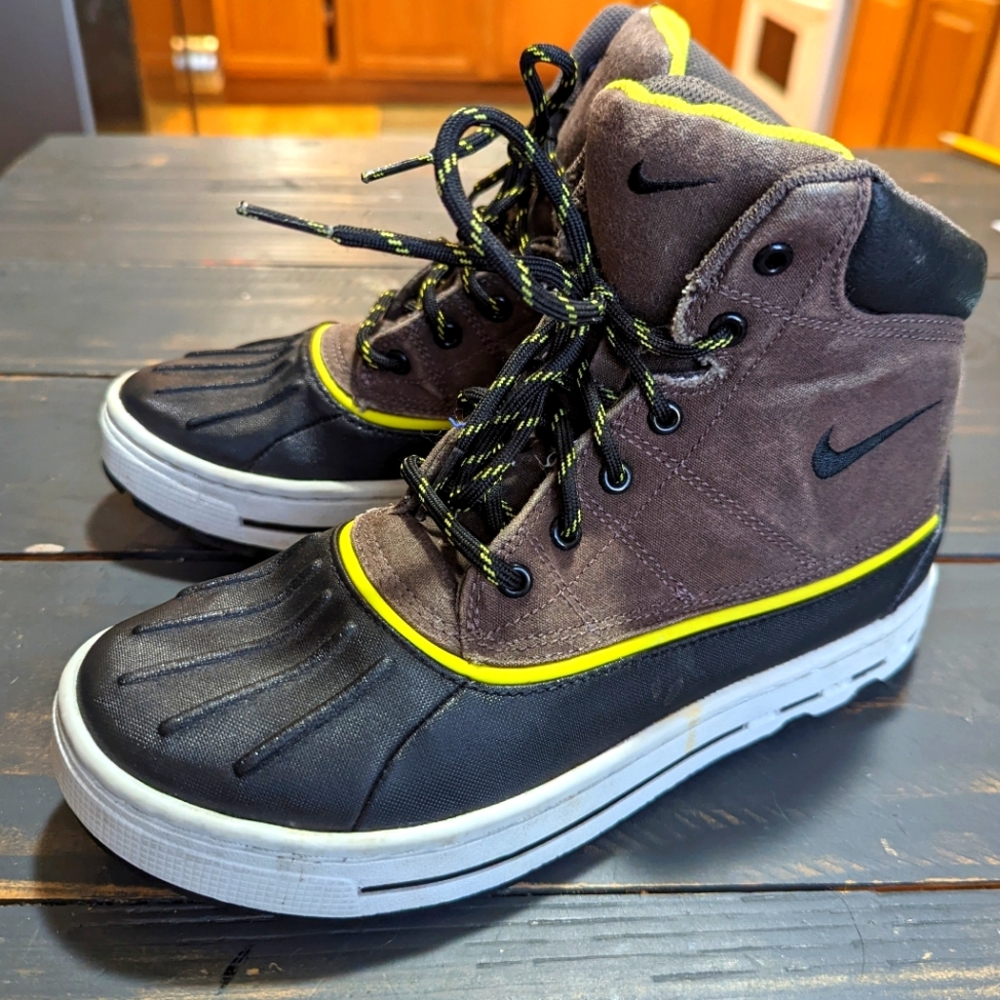 Nike ACG Duck Boots - Youth 3